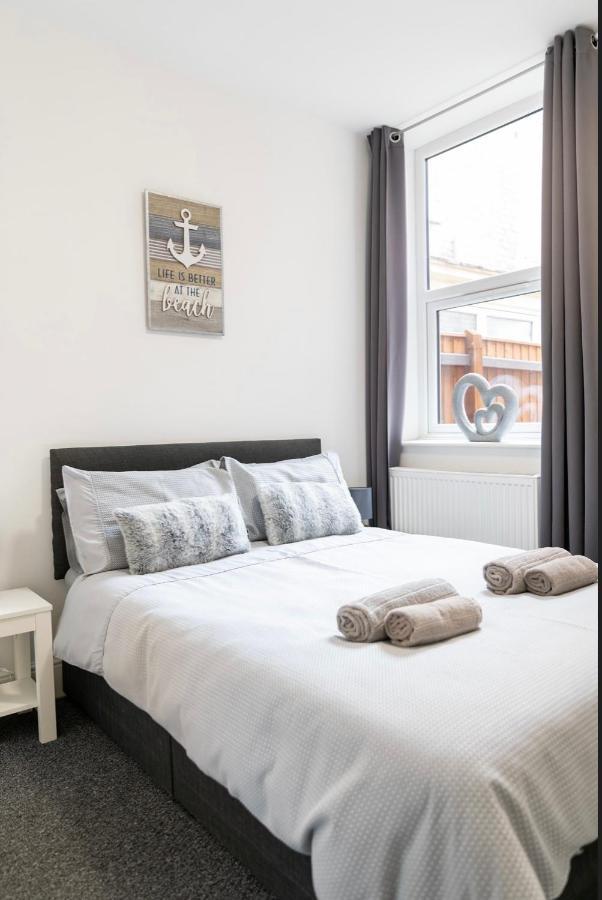 Megs Island Guest House 클리소프스 외부 사진
