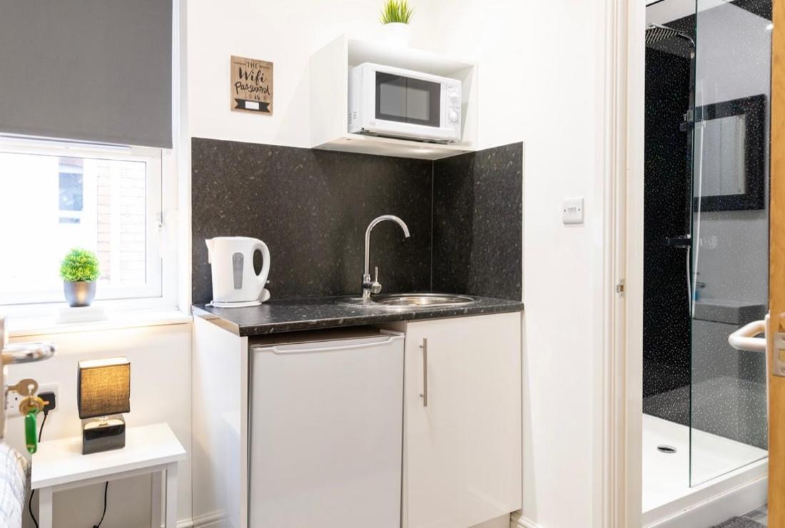 Megs Island Guest House 클리소프스 외부 사진