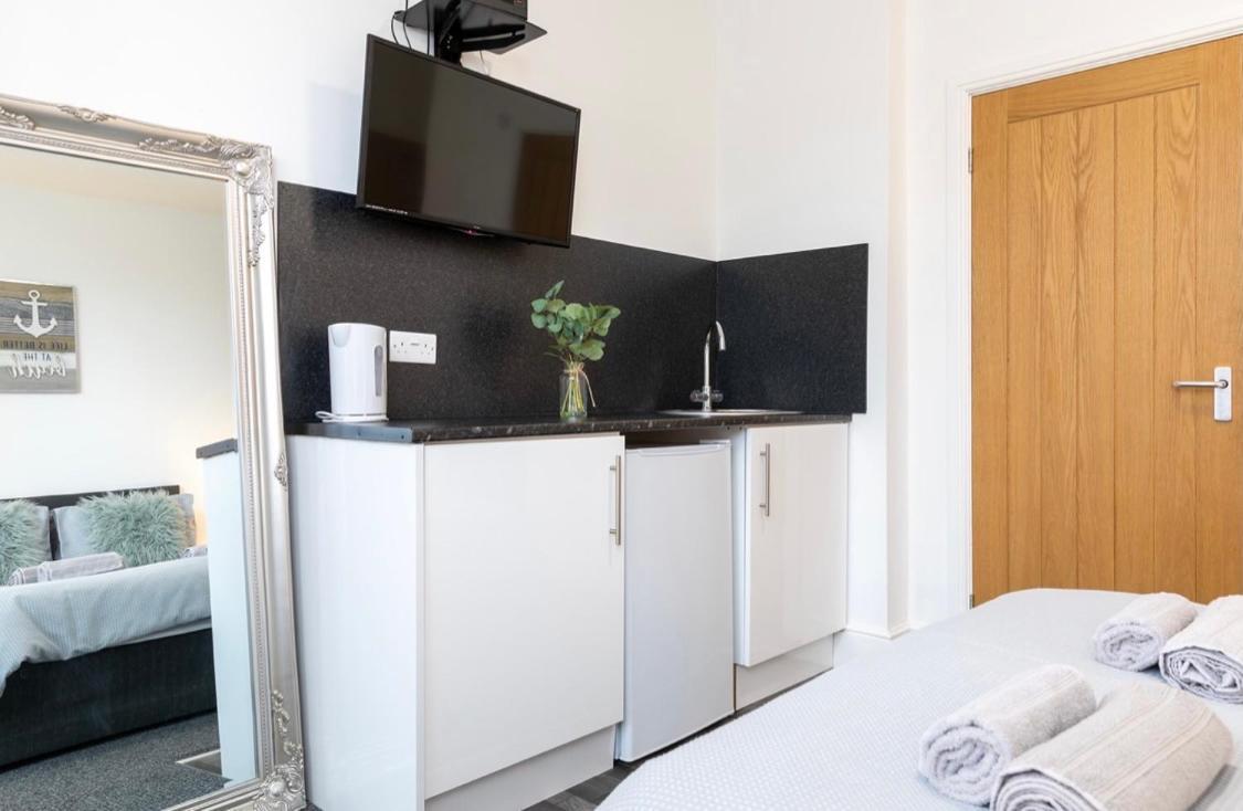 Megs Island Guest House 클리소프스 외부 사진
